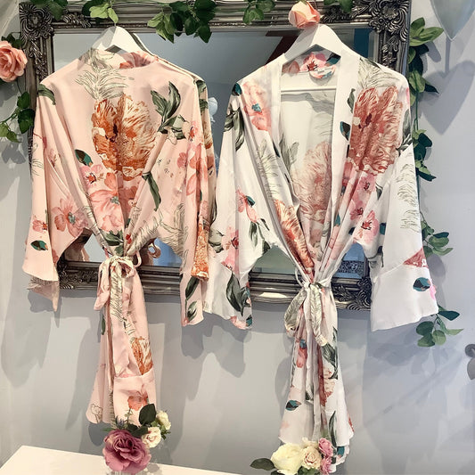 Floral Cotton Wedding Robes Soft Bridesmaid Robes for Getting Ready | Bride & Bridal Party Gifts