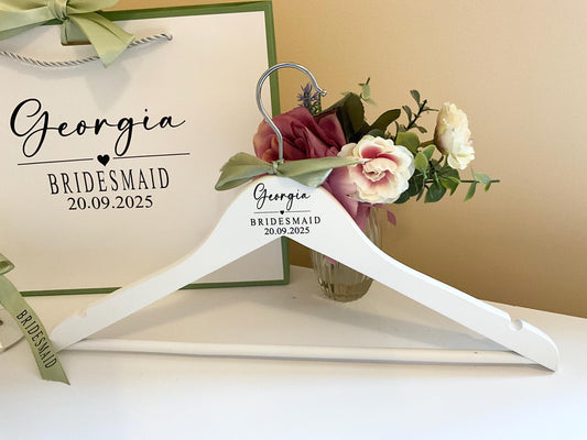 Personalised Bridesmaid Robe Gift Set | Satin Lace Robe | Matching Gift Bag, Hanger & Champagne Flute | Bridal Party Gift