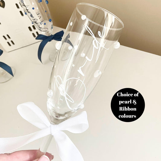 Personalised wedding champagne flutes with pearls and ribbon- bride champagne glass