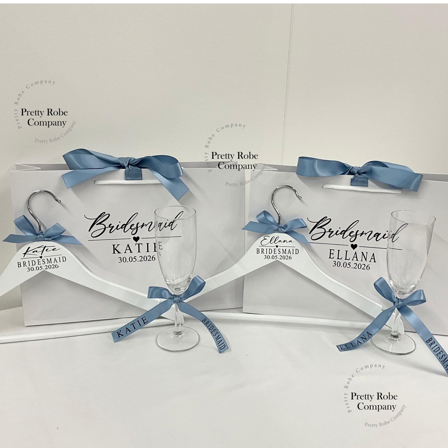 Personalised Bridesmaid Robe Gift Set | Satin Lace Robe | Matching Gift Bag, Hanger & Champagne Flute | Bridal Party Gift